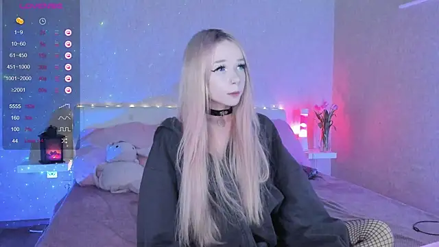 Snapshot of Misty_Shadow chatting on March 2025 06:54:01 PM Misty Shadow online show from March 2025 06:54:01 PM