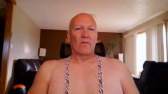 Snapshot of BasicAnt chatting on June 2026 01:34:01 PM BasicAnt online show from June 2026 01:34:01 PM