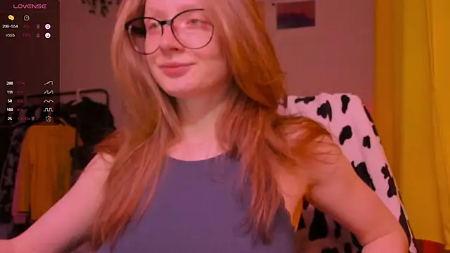 mollytuck online show from December 2025 02:41:02 PM