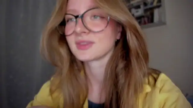 Snapshot of mollytuck chatting on September 2025 04:16:01 PM mollytuck online show from September 2025 04:16:01 PM