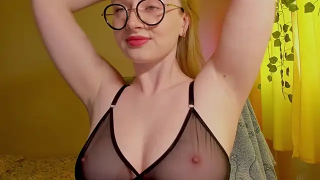 mollytuck online show from May 2026 02:18:01 PM