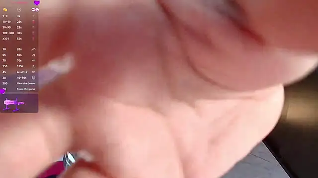 sheerly online show from October 2025 07:21:01 PM