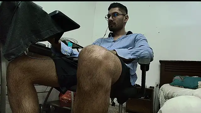 x-sebastian online show from April 2026 10:06:02 PM