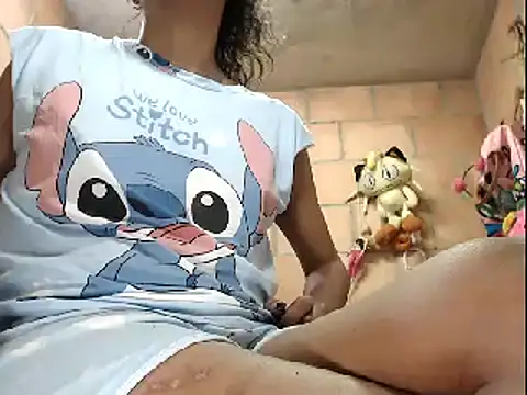 Camilalatin69 online show from February 2026 12:00:01 AM