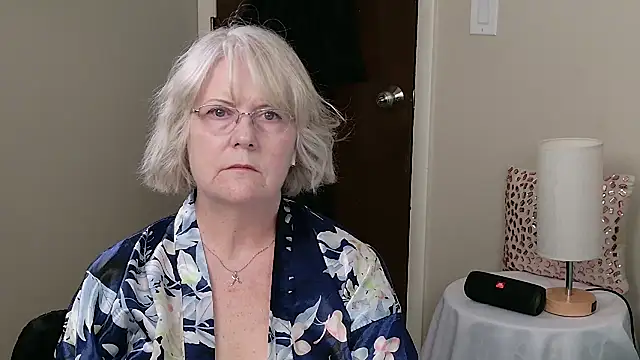 Kaitlyn Winters online show from January 2025 07:12:01 PM