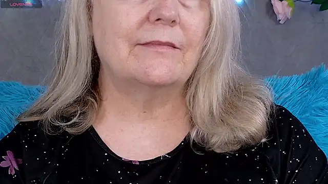 Snapshot of Kaitlyn_Winters chatting on February 2026 07:08:02 AM Kaitlyn Winters online show from February 2026 07:08:02 AM