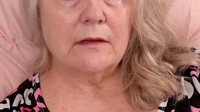 Snapshot of Kaitlyn_Winters chatting on February 2026 07:12:01 PM Kaitlyn Winters online show from February 2026 07:12:01 PM