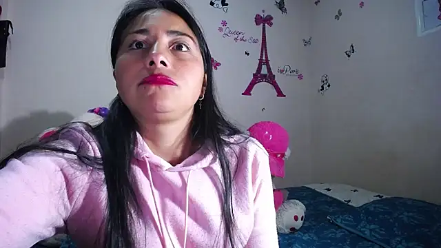 hanna girl21 online show from April 2026 01:55:02 AM