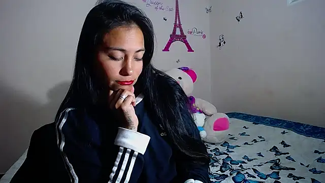 hanna girl21 online show from December 2025 11:48:02 PM