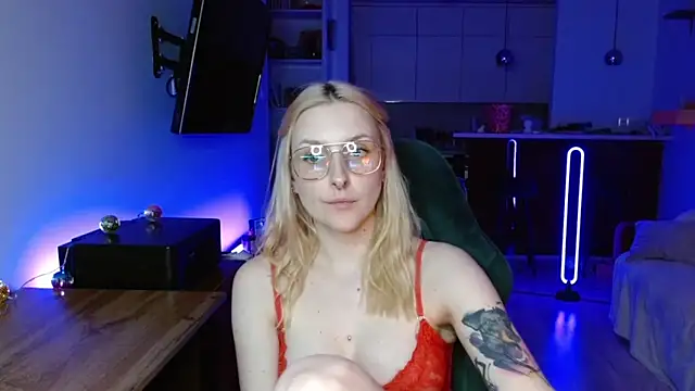 illusorycat online show from March 2026 09:05:02 PM