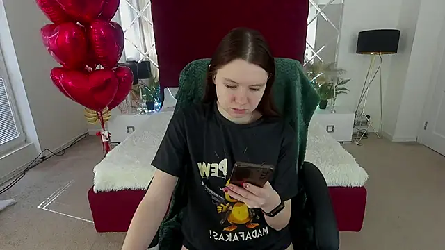 Snapshot of MaRich_Ka chatting on February 2025 10:36:02 AM MaRich Ka online show from February 2025 10:36:02 AM