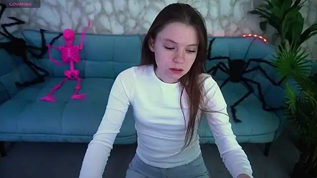 Snapshot of MaRich_Ka chatting on October 2025 07:05:02 AM MaRich Ka online show from October 2025 07:05:02 AM