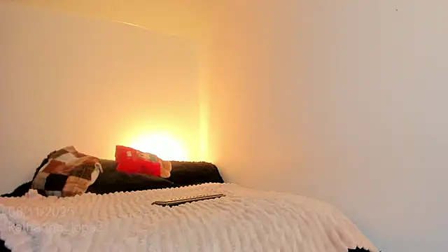 Katharina Lopez online show from November 2025 09:18:01 PM