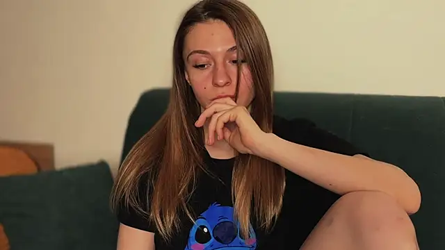 LovelyKatea online show from March 2026 03:46:01 PM