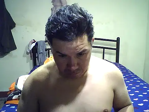 Snapshot of elfercho781 chatting on October 2025 05:32:02 AM elfercho781 online show from October 2025 05:32:02 AM