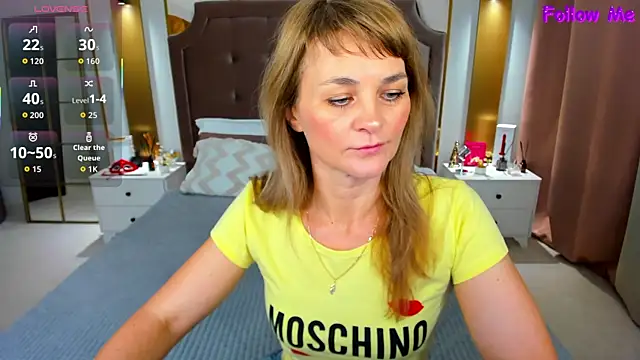 annasimonsj online show from October 2025 01:04:02 AM