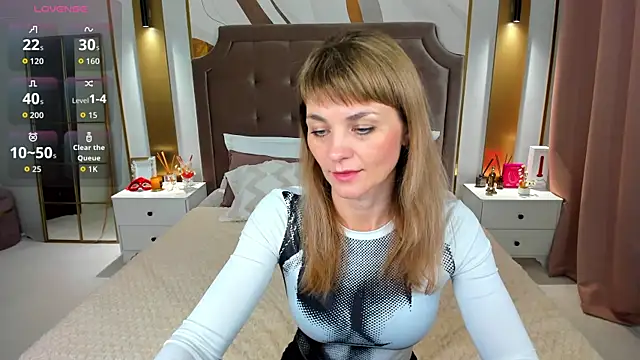 annasimonsj online show from April 2026 01:06:02 AM