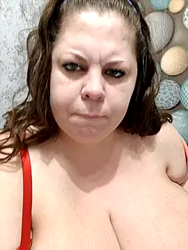 Snapshot of Ginabig chatting on February 2026 04:27:01 PM Ginabig online show from February 2026 04:27:01 PM