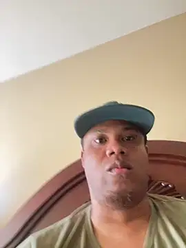 Iced cloudz online show from April 2026 06:04:02 PM