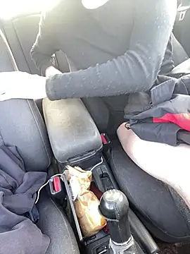 utoopia777 online show from March 2025 11:03:01 AM