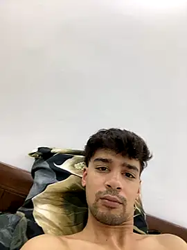 Hermanooooooo online show from December 2025 01:16:01 AM