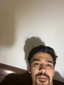 Hermanooooooo online show from May 2026 03:04:01 AM