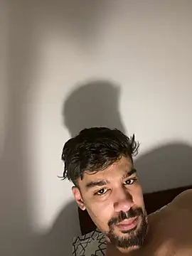 Hermanooooooo online show from January 2025 04:06:01 AM