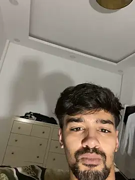 Hermanooooooo online show from January 2026 06:56:02 PM