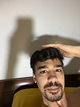 Hermanooooooo online show from May 2026 01:45:01 PM