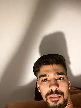 Hermanooooooo online show from December 2024 11:24:01 AM