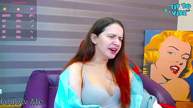 iris nikhols online show from December 2025 02:04:02 AM