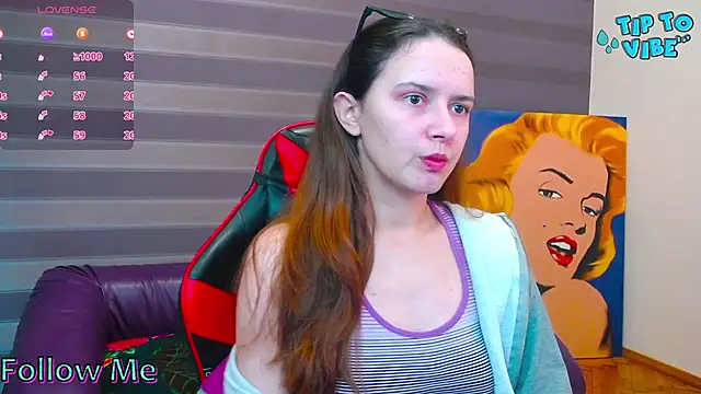 iris nikhols online show from October 2025 09:58:01 PM