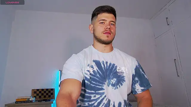 Arilas  online show from April 2026 07:13:02 AM