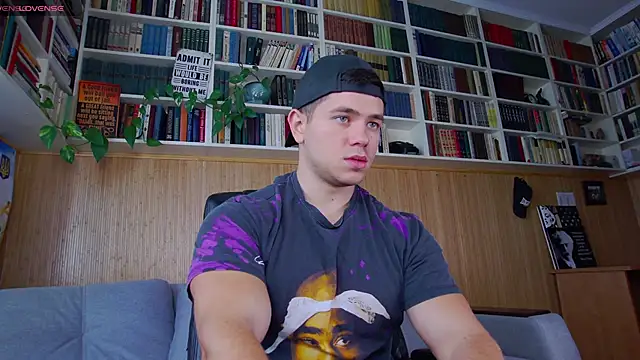 Arilas  online show from September 2025 06:30:01 AM