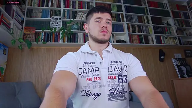 Arilas  online show from September 2025 06:18:01 AM