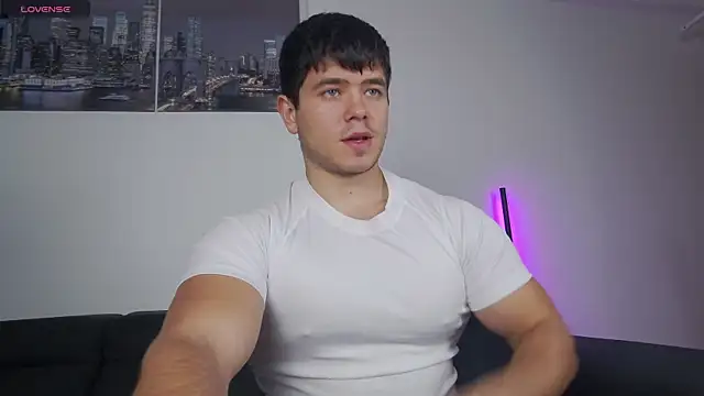 Arilas  online show from November 2025 07:19:02 AM