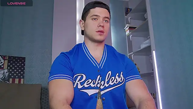 Arilas  online show from March 2025 07:32:02 AM