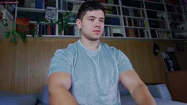 Arilas  online show from September 2025 06:42:02 AM