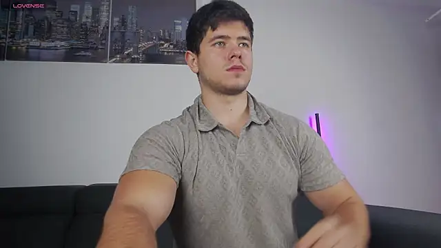 Arilas  online show from November 2025 07:08:01 AM