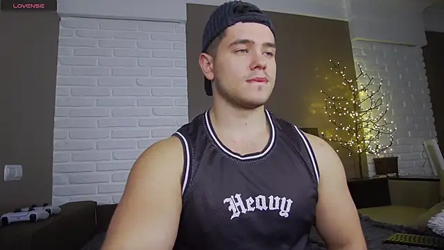 Arilas  online show from December 2024 10:49:01 AM