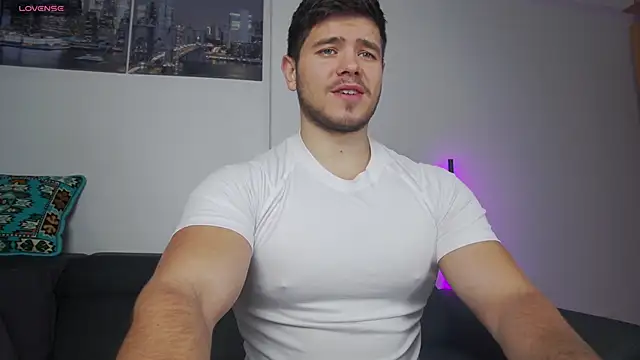 Arilas  online show from November 2025 07:45:01 AM