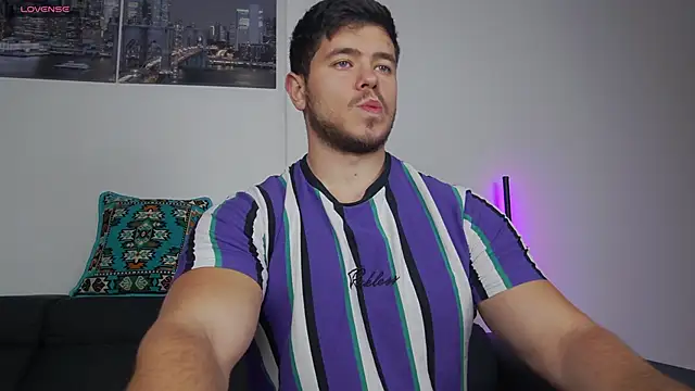 Arilas  online show from November 2025 08:08:02 AM