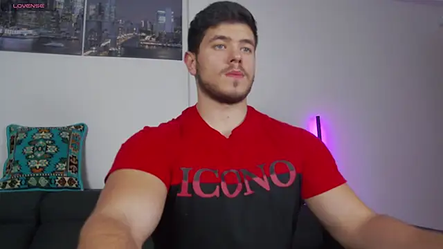 Arilas  online show from November 2025 01:34:02 PM