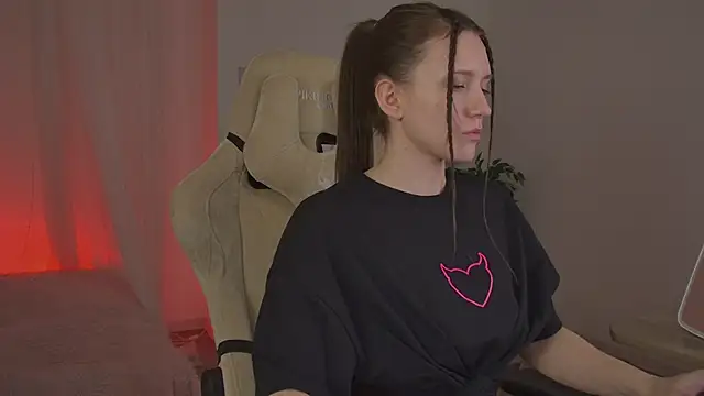 JennyDens online show from February 2026 06:04:02 PM