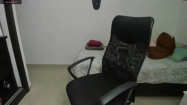 evelyx69x online show from January 2025 12:15:01 AM