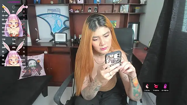 evelyx69x online show from September 2025 05:06:02 PM