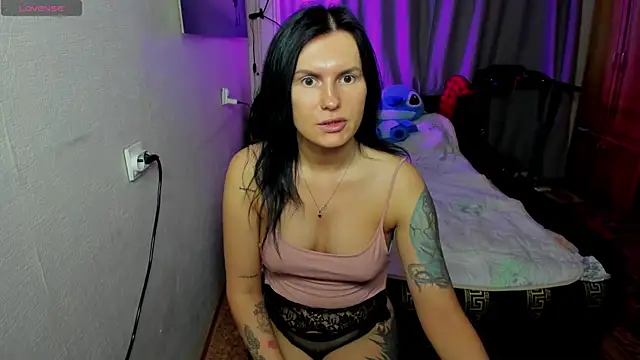 monica  elder online show from April 2026 07:59:01 AM