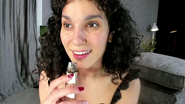  CurlySue  online show from March 2025 12:39:02 PM