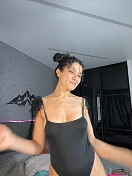  CurlySue  online show from September 2025 10:32:01 AM