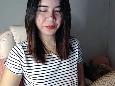 Snapshot of TransPetite1 chatting on September 2025 03:16:01 AM TransPetite1 online show from September 2025 03:16:01 AM